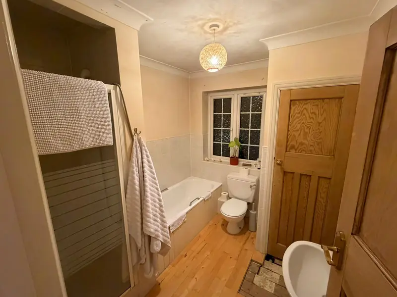 Bathroom before full renovation in Kingston Surrey