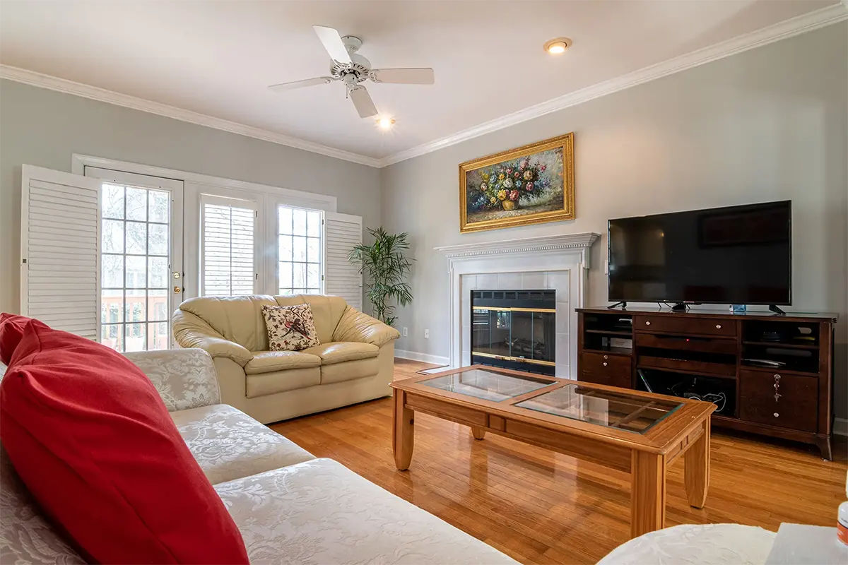 Freshly painted home living room Tolworth Surrey